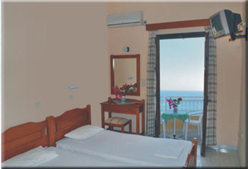 Kasteli Hotel Піфагорея Номер фото